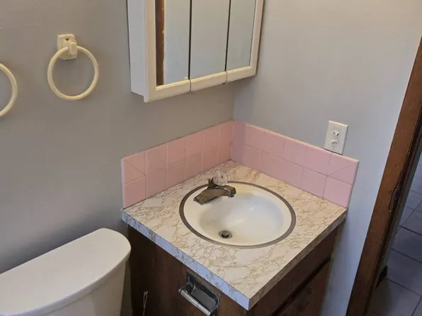 2264 SW 5th St, 2264 5th St SW #2266, Akron, OH 44314