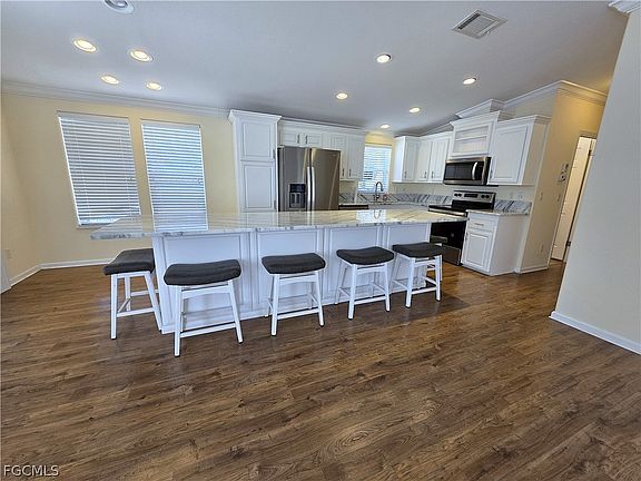 5th image of 5881 Brightwood Dr