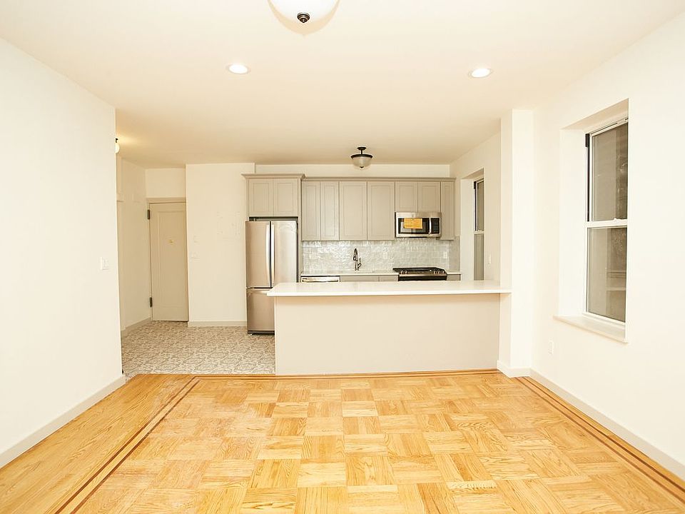 1st image of 2912 Newtown Ave APT 2A