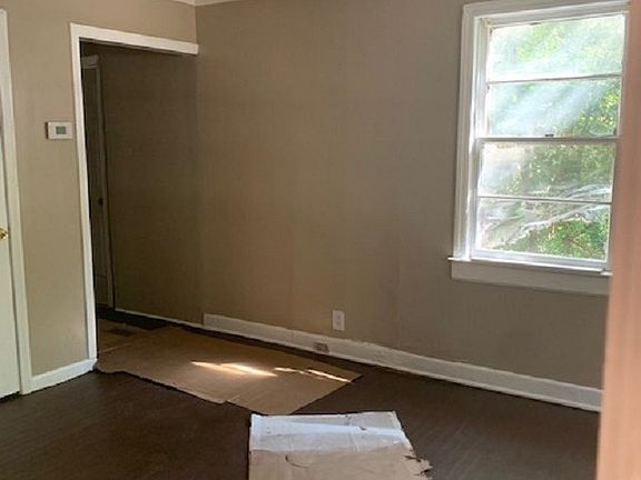 3rd image of 1017 Florida Ave