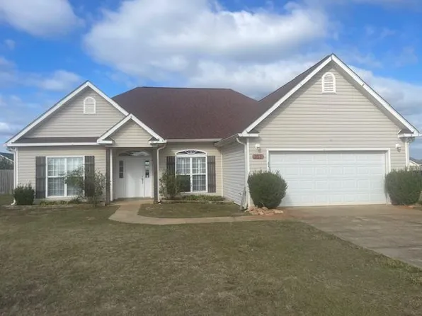 207 Gritney Rd, Daleville, AL 36322