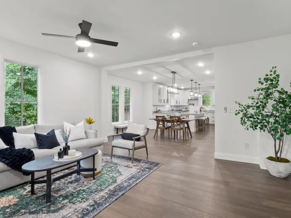 4293 Armstrong Rd, Springfield, TN 37172