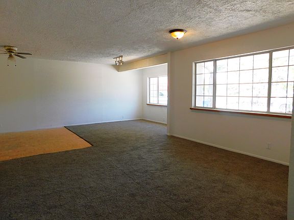 3rd image of 518 Hannah Pl