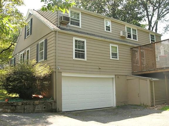 Exterior, Garage and Deck