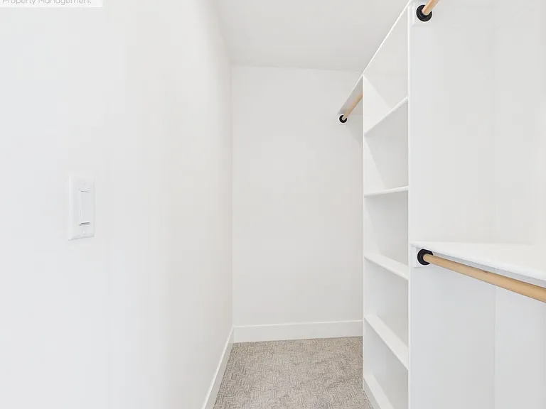 374 Cushing Ln — Photo 26