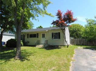 220 Bump Dr, Syracuse, NY 13209