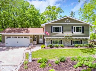 5505 N Montclair Ave, Peoria, IL