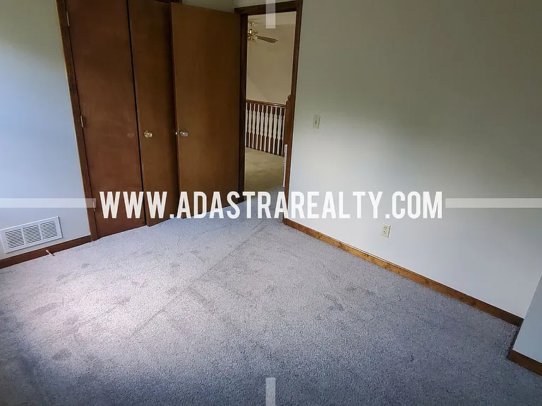6622 W 149th Ter — Photo 16