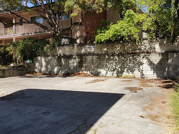 Parking lot