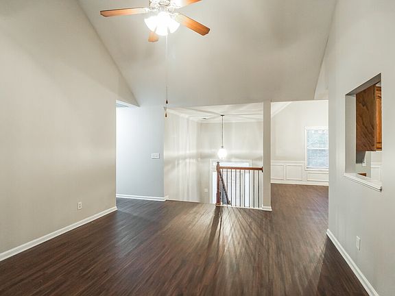 5th image of 64 Hamil Ct NW