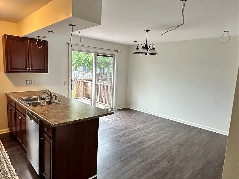 6437 Sterling Cir — Photo 6