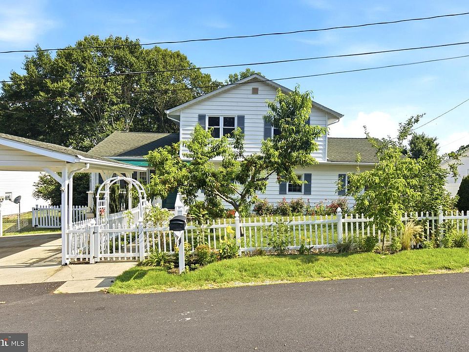 1st image of 3804 16th St