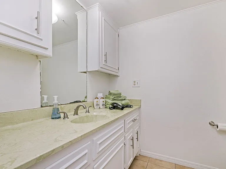 4338 Ridgecrest Cir — Photo 10