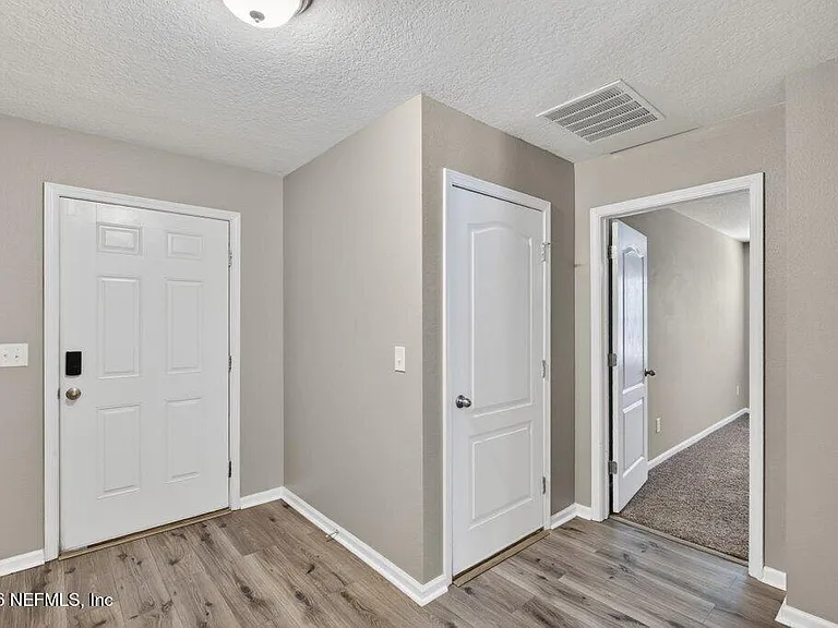 9099 Tahoe Ln — Photo 25