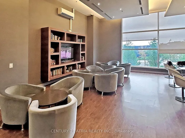 19 Singer Ct #310 — Photo 26