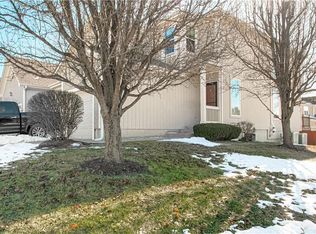 22561 W 72nd Ter, Shawnee, KS 66227