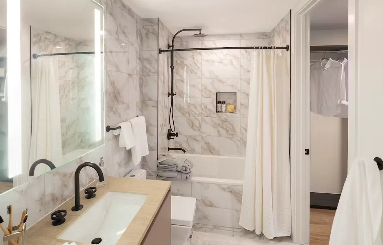 Studio, 535 sqft, $2,740 — Photo 4