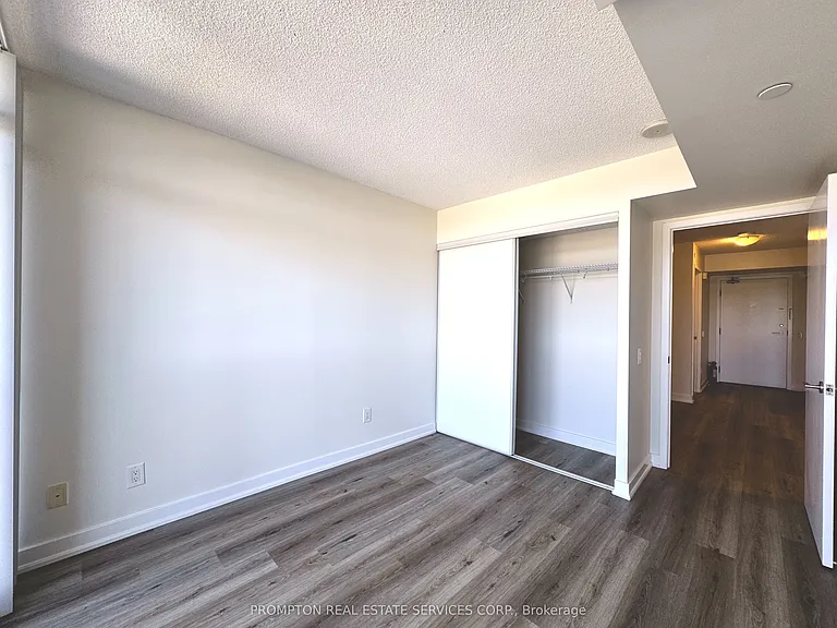 72 Esther Shiner Blvd #612 — Photo 11