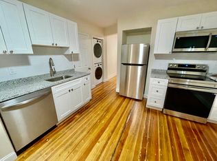 207 Princeton St APT 1, Boston, MA 02128