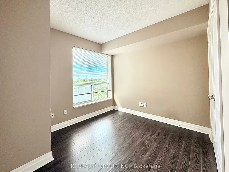 188 Doris Ave #1003 — Photo 2