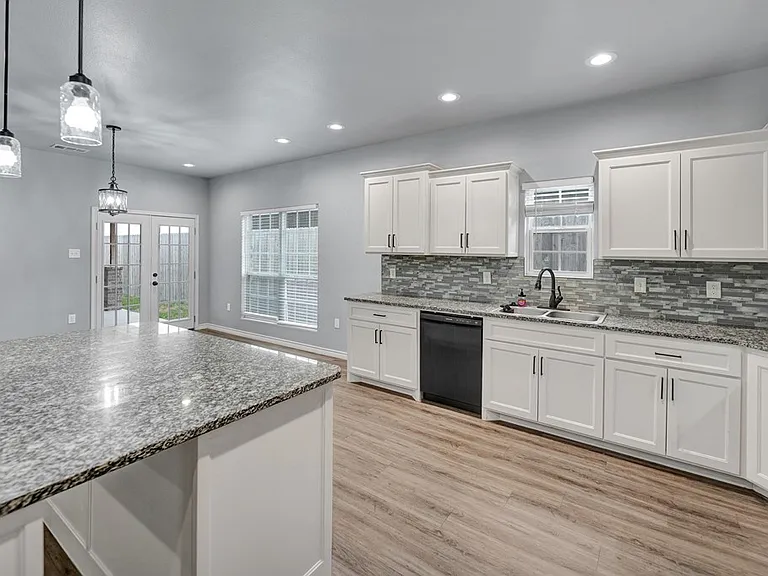 3623 El Cajon Ave — Photo 11