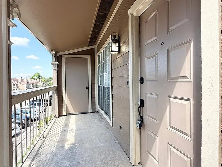 1860 White Oak Dr #376 — Photo 4