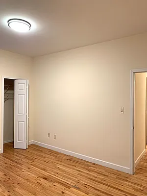 Rented by REAL New York | media 23