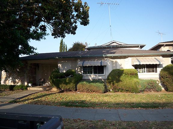 2nd image of 340 Richfield Dr APT 3