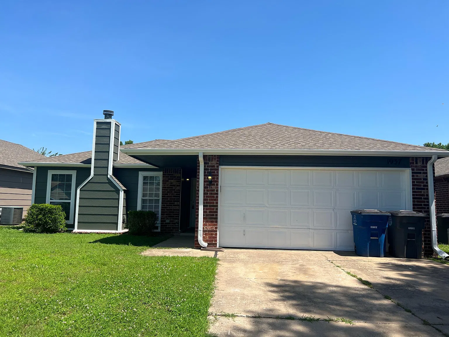 3 bed, 1231 sqft, $1,500 — Photo 2