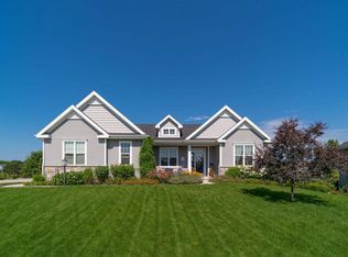 7600 Bell Vine Ct, Verona, WI 53593