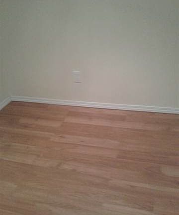 2nd image of 885 McAllister Cres SW