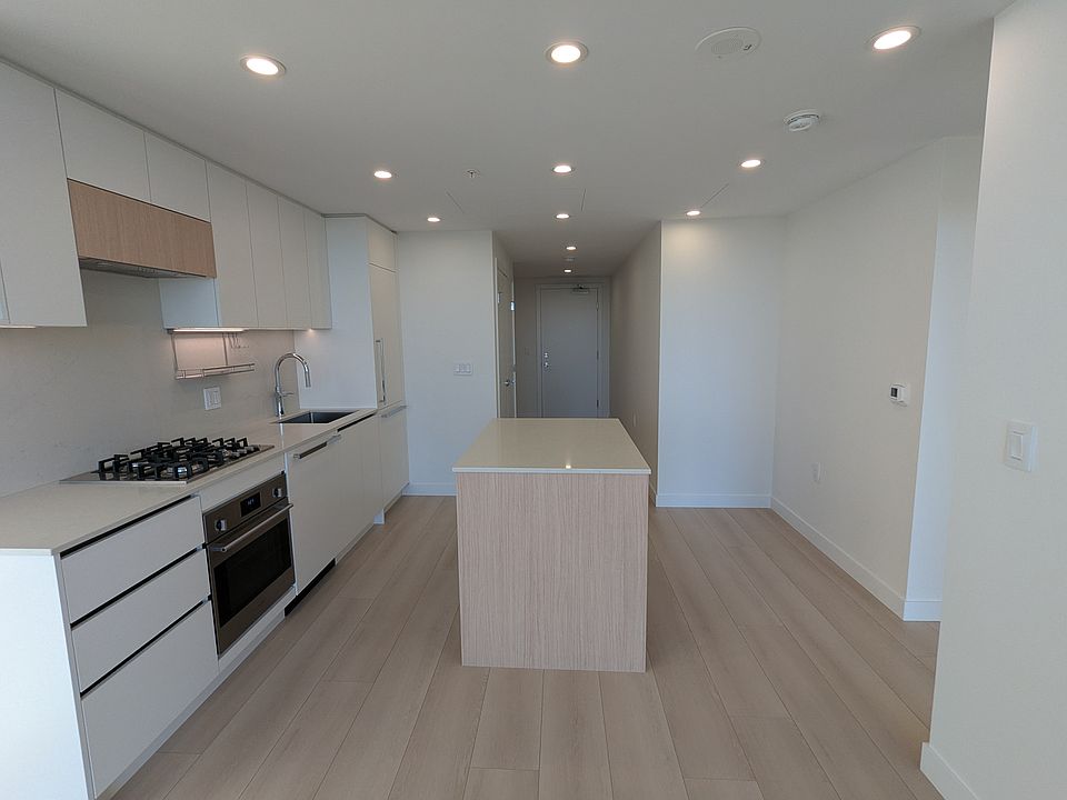1st image of 13573 98a Ave #2205