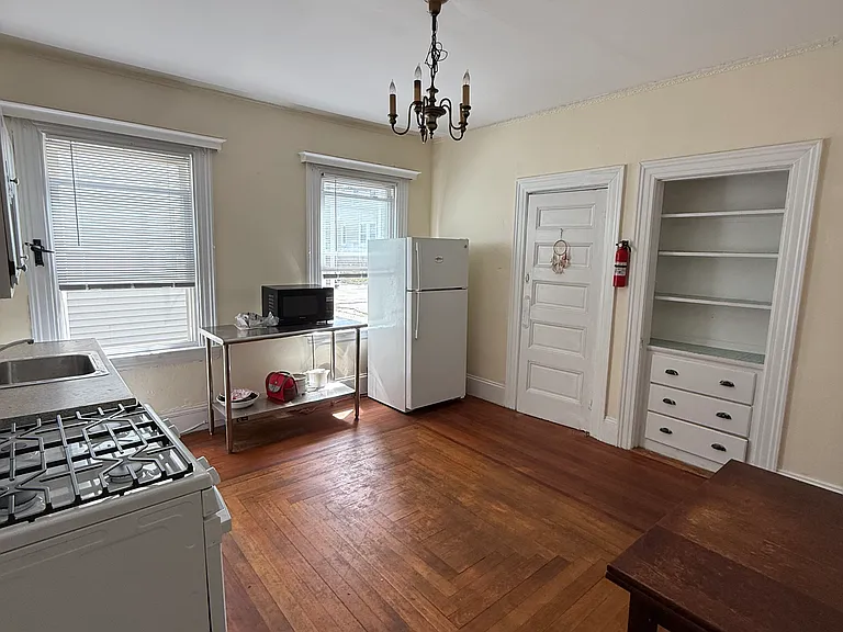 264 Gano St #1 — Photo 5