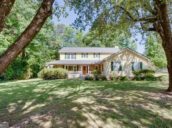 2123 Pinehurst Ln, Snellville, GA 30078
