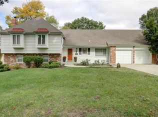 6200 W 87th Ter, Overland Park, KS 66207