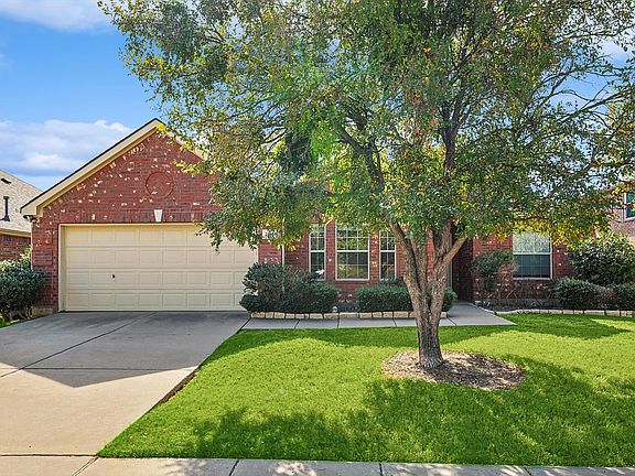 2nd image of 2640 Leisure Ln