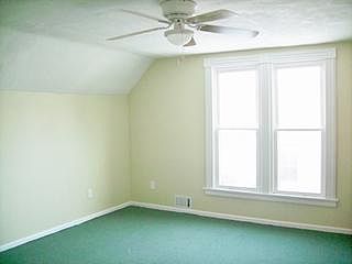 5th image of 47 Burgess St