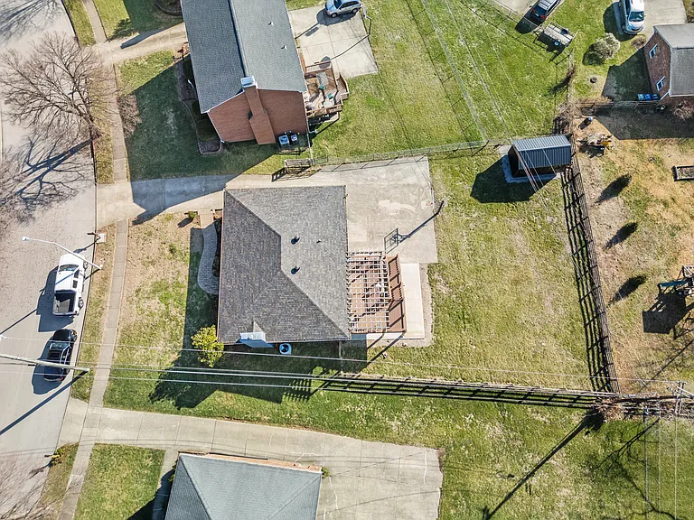 4357 Clemens Dr — Photo 40