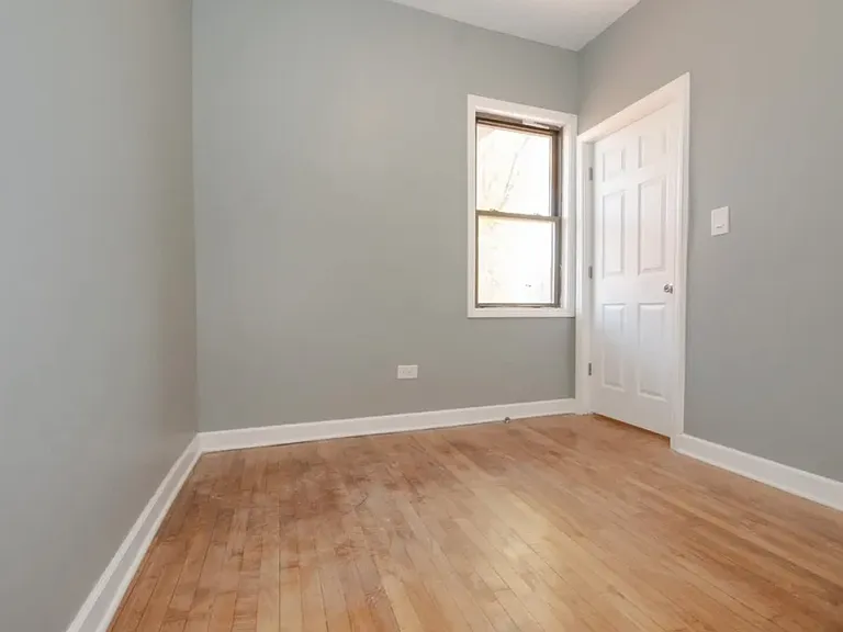 925 S Laflin St #2R — Photo 5