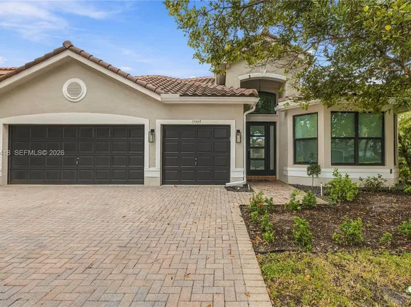 19305 Skyridge Cir, Boca Raton, FL 33498