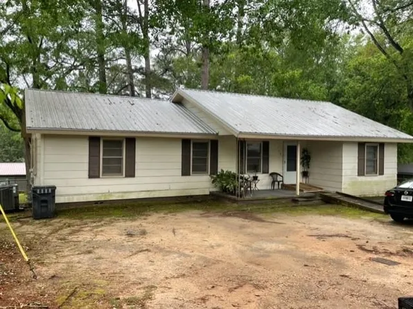 110 Poole St SW, Milledgeville, GA 31061