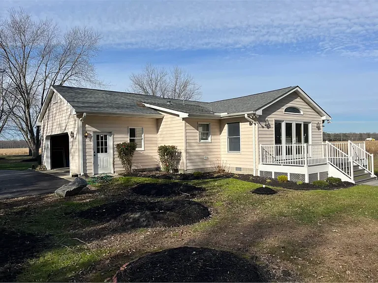 2528 Taraila Rd — Photo 3