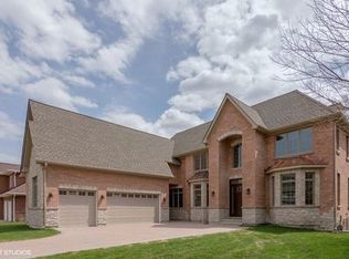 3305 Linneman St, Glenview, IL 60025