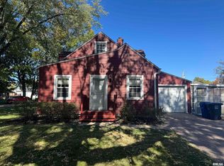 405 21st Ave, Moline, IL 61265