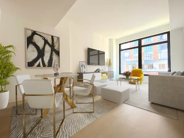 77 Charlton Street image 1 of 18