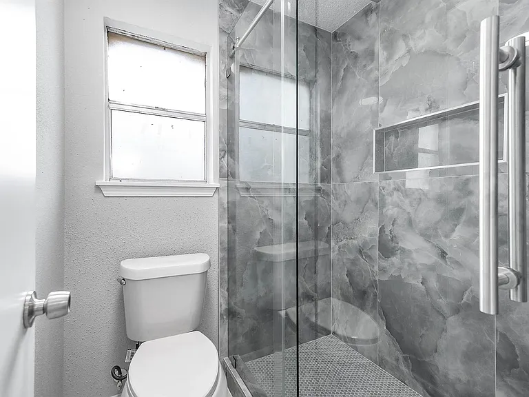 3610 Brier Gardens Dr — Photo 16