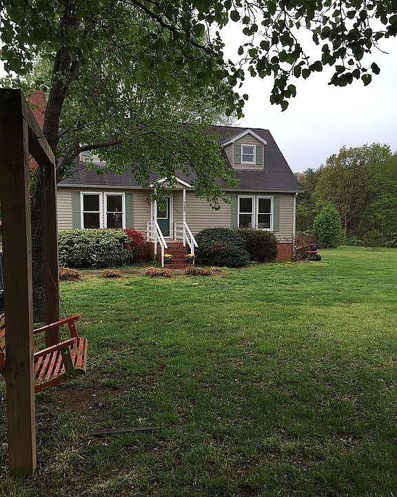 1st image of 4205 Family Ln
