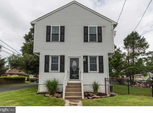 1502 Front St, Feasterville Trevose, PA 19053