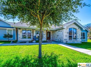 270 Hummingbird Way, Martindale, TX 78655