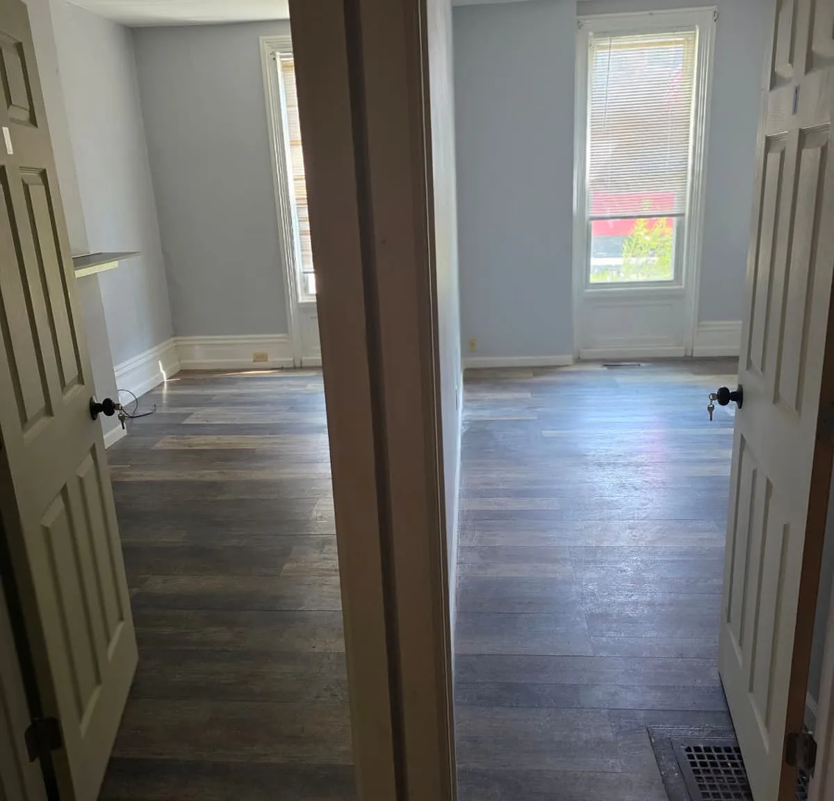 5 bed, 1.5 bath, $850 — Photo 2
